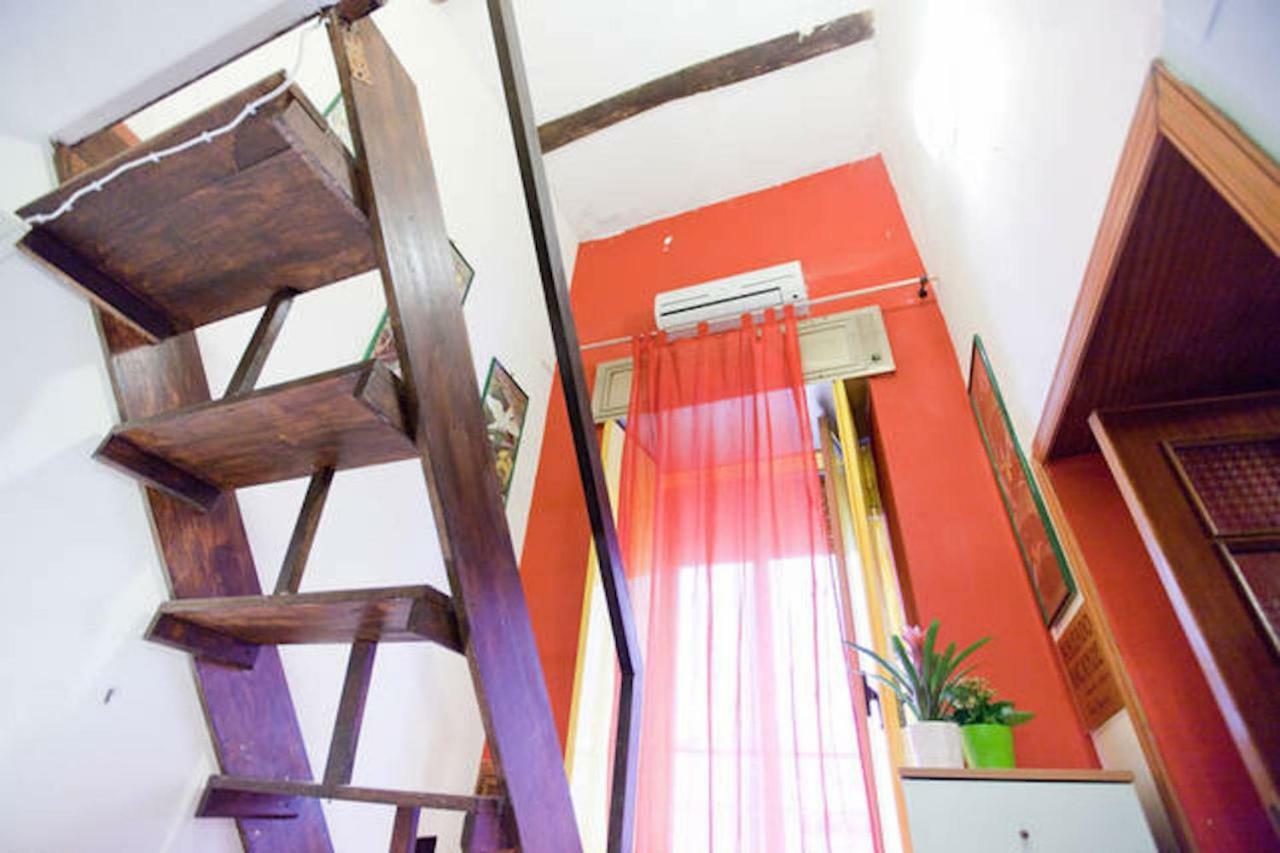 Romantic House Apartment Наполи Екстериор снимка